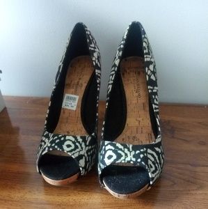 Peep toe Cork style heels